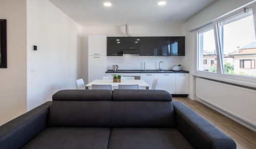Spacious 1-bedroom apartment in Udine - Gallery - 8