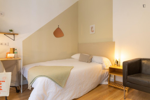 Nice and cosy double bedroom in the centre of Barcelona