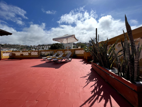 Spacious Villa for Digital Nomads in Lush Ciudad Jardín, Las Palmas