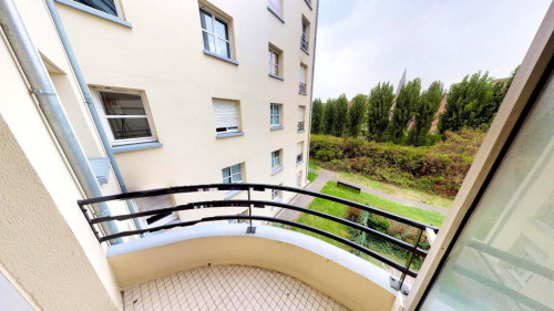 Majestic Chic Apt. w/ Terrace close Wazemmes