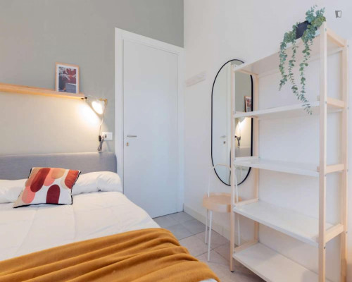 Cosy single bedroom near the Carducci Molinette metro - Gallery - 6