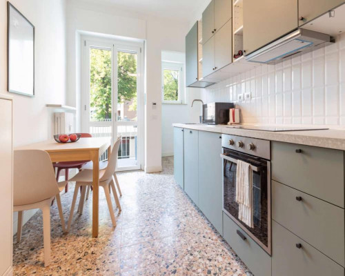 Cosy single bedroom near the Carducci Molinette metro - Gallery - 7