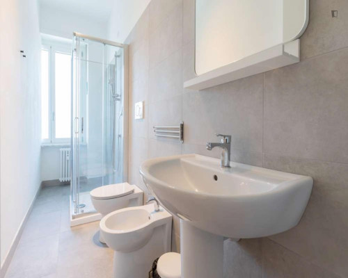 Cosy single bedroom near the Carducci Molinette metro - Gallery - 9