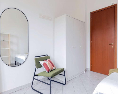Neat single bedroom in Aurora