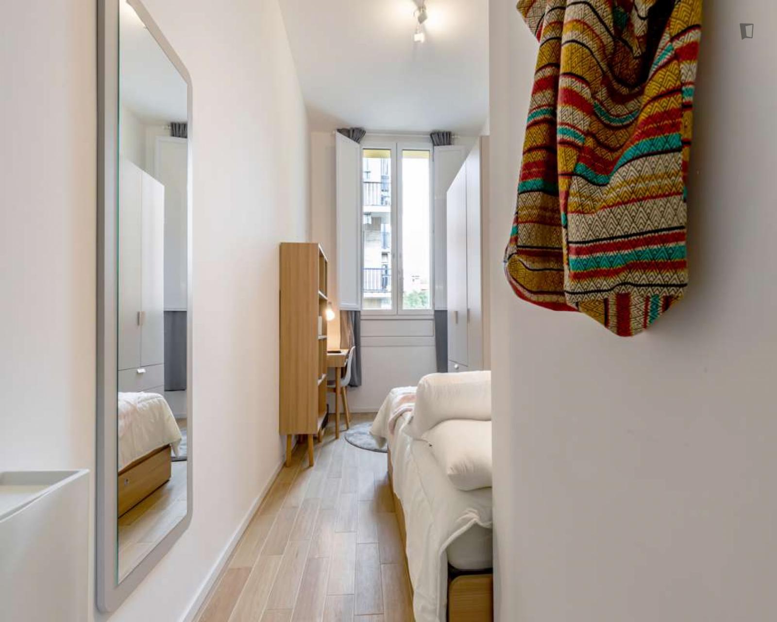 Interesting Single Bedroom Near Parco Crescenzio - 1