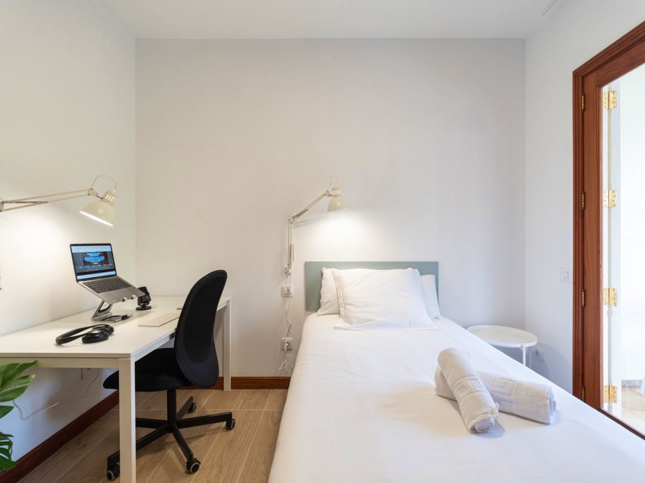 Private Single Bedroom - 5
