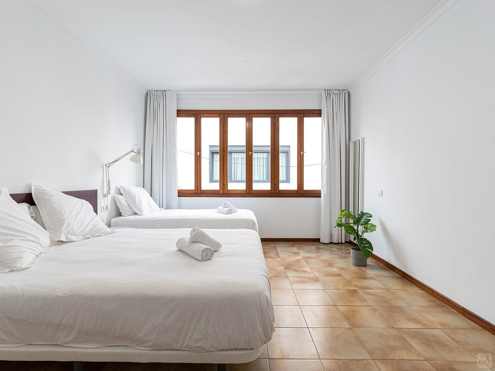 Private Double Bedroom - 22