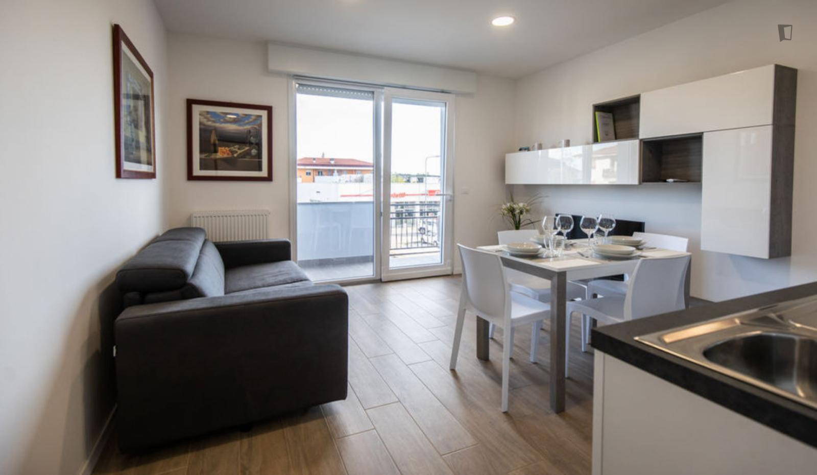  Bright 1-Bedroom Apartment In Udine  -  Bright 1-bedroom apartment in Udine  - Gallery -  1