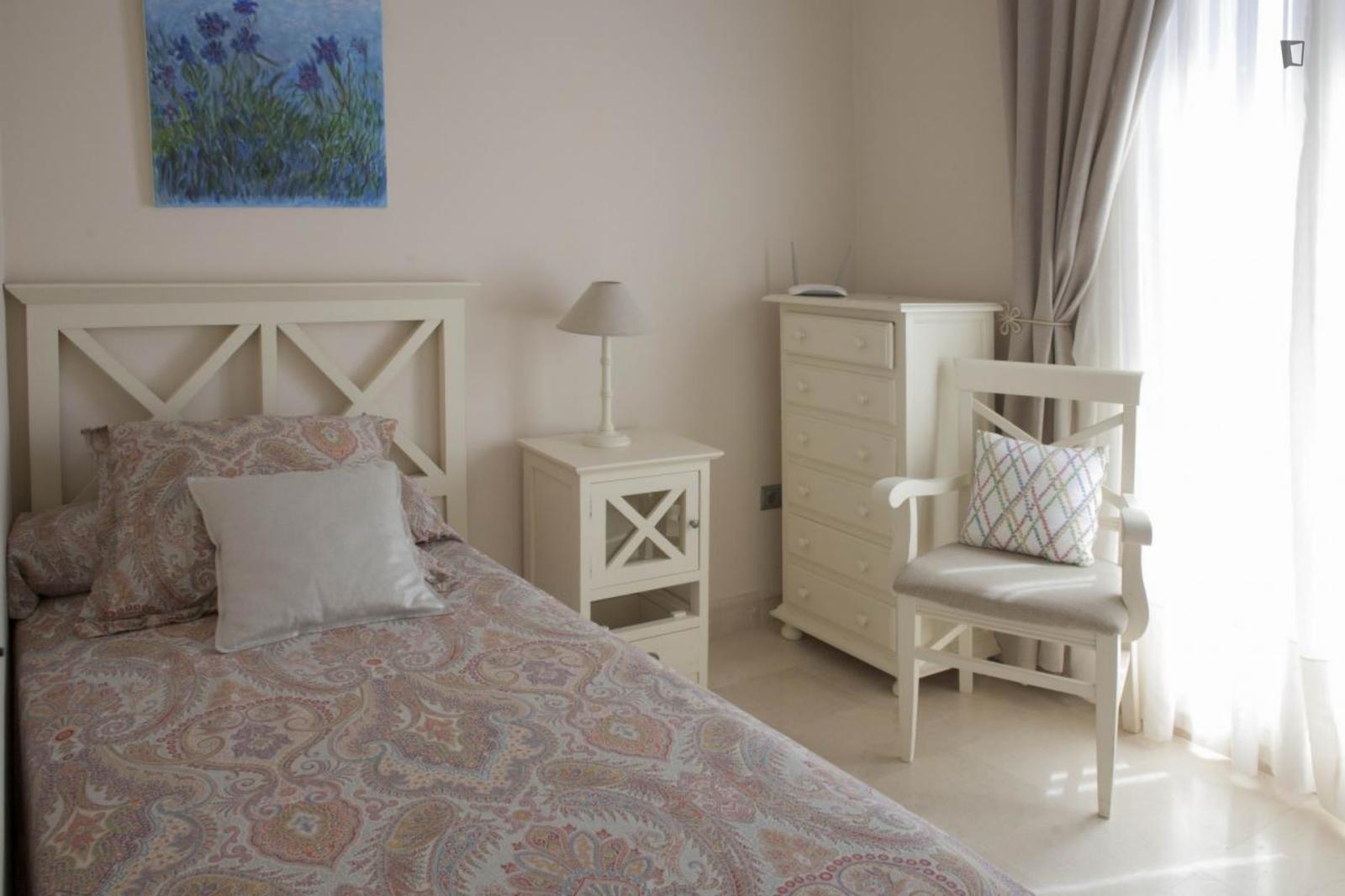 Cute Single Bedroom Near The Estadio Ramon Sanchez-Pizjuan - 1
