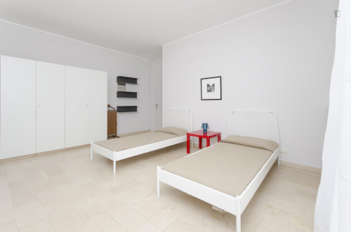Roomy twin bedroom in the vicinity of ISAD - Institute of Design and Architecture - Gallery - 3