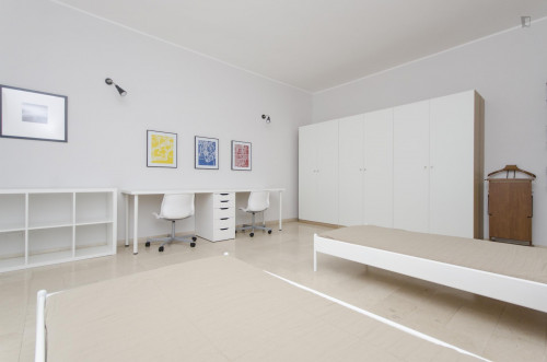 Roomy twin bedroom in the vicinity of ISAD - Institute of Design and Architecture - Gallery - 4