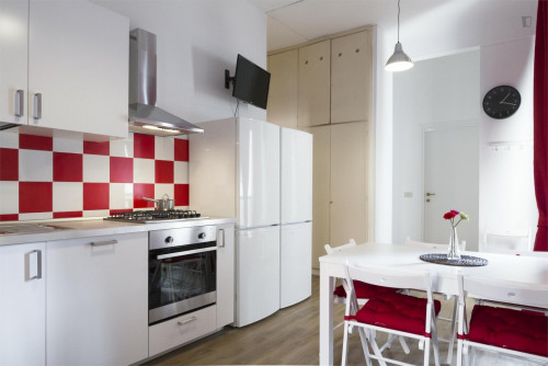 Cool double bedroom near S. Agostino metro station - Gallery - 6