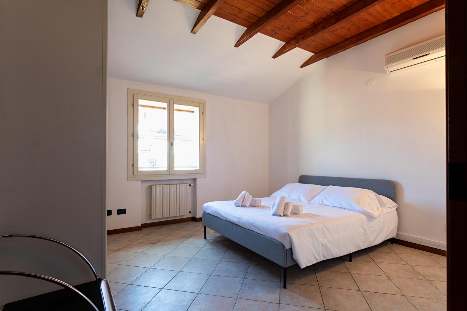  Charming 3-Bedroom Apartment In The Centre Of Bologna  -  Charming 3-bedroom apartment in the centre of Bologna  - Gallery -  1