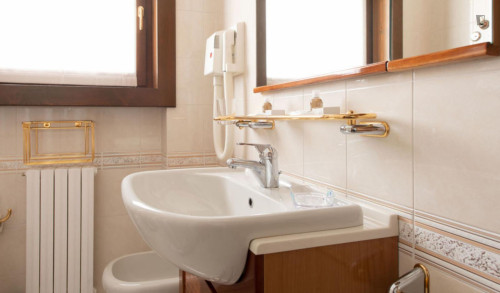 Welcomong 1-bedroom flat in Molina - Gallery - 7