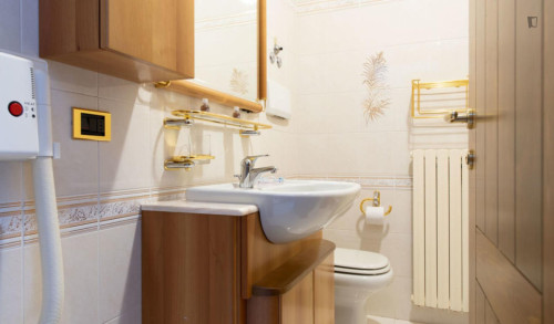 Tasteful 1-bedroom apartment in Molina  - Gallery -  5