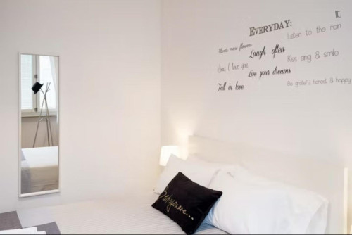 Appealing double bedroom near Giardino Roccioso