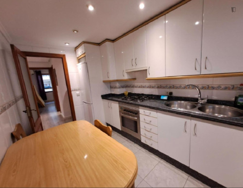 Tidy double bedroom close to Parc de ses Estacions  - Gallery -  5