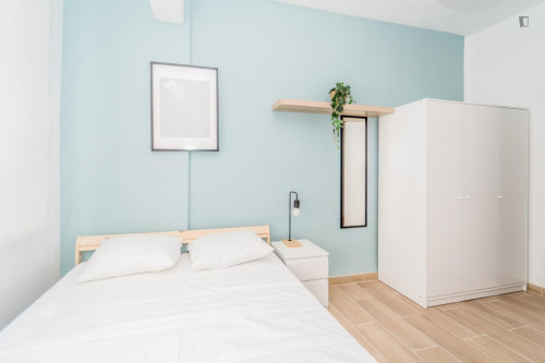 Cozy single bedroom in a property with balcony
