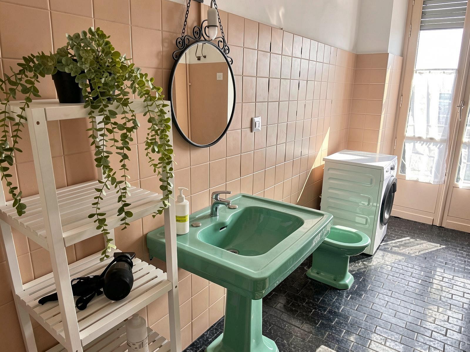 Private Room - 40