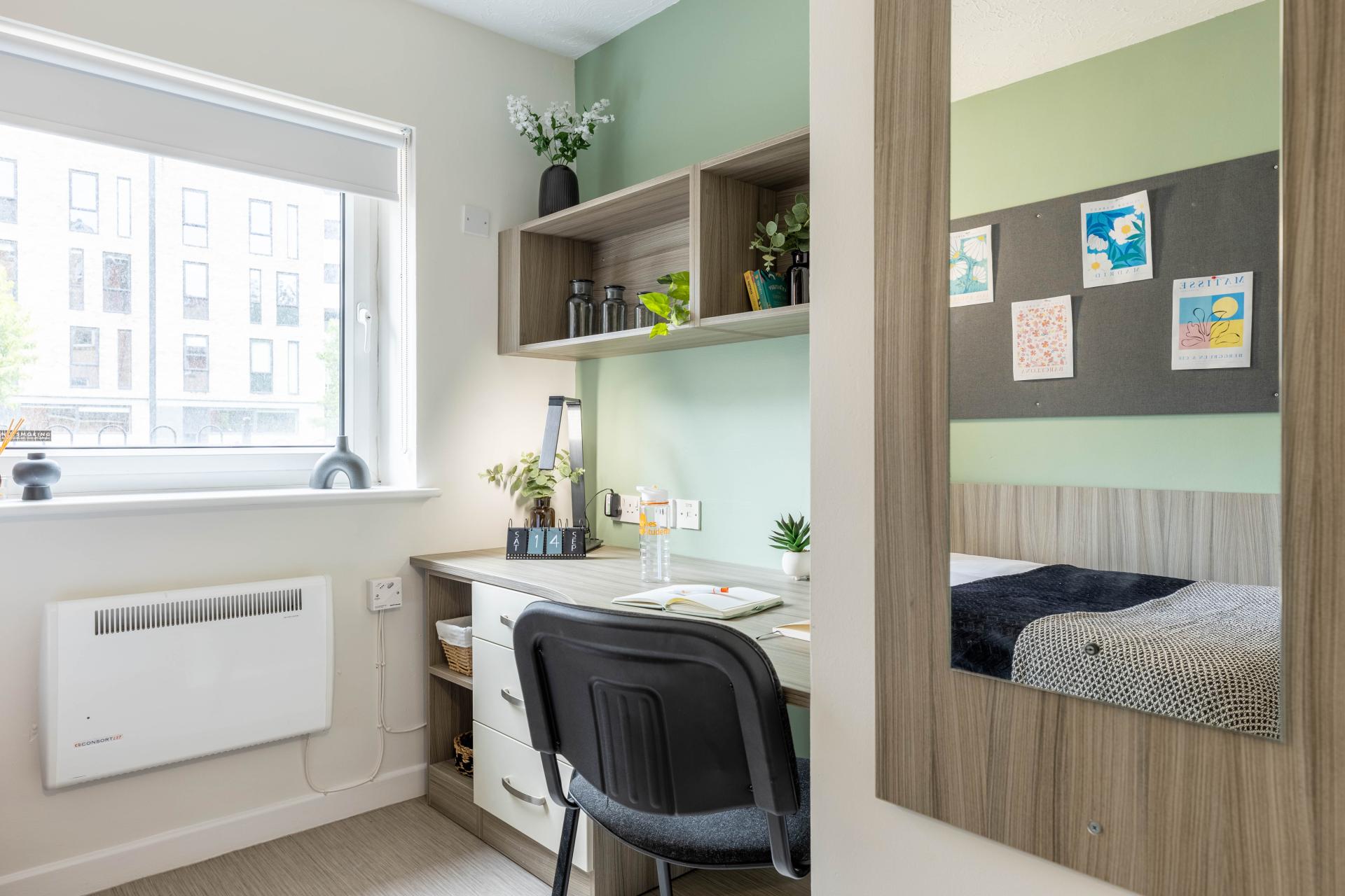  Classic En-Suite  -  Hamwic Hall  - Gallery -  36