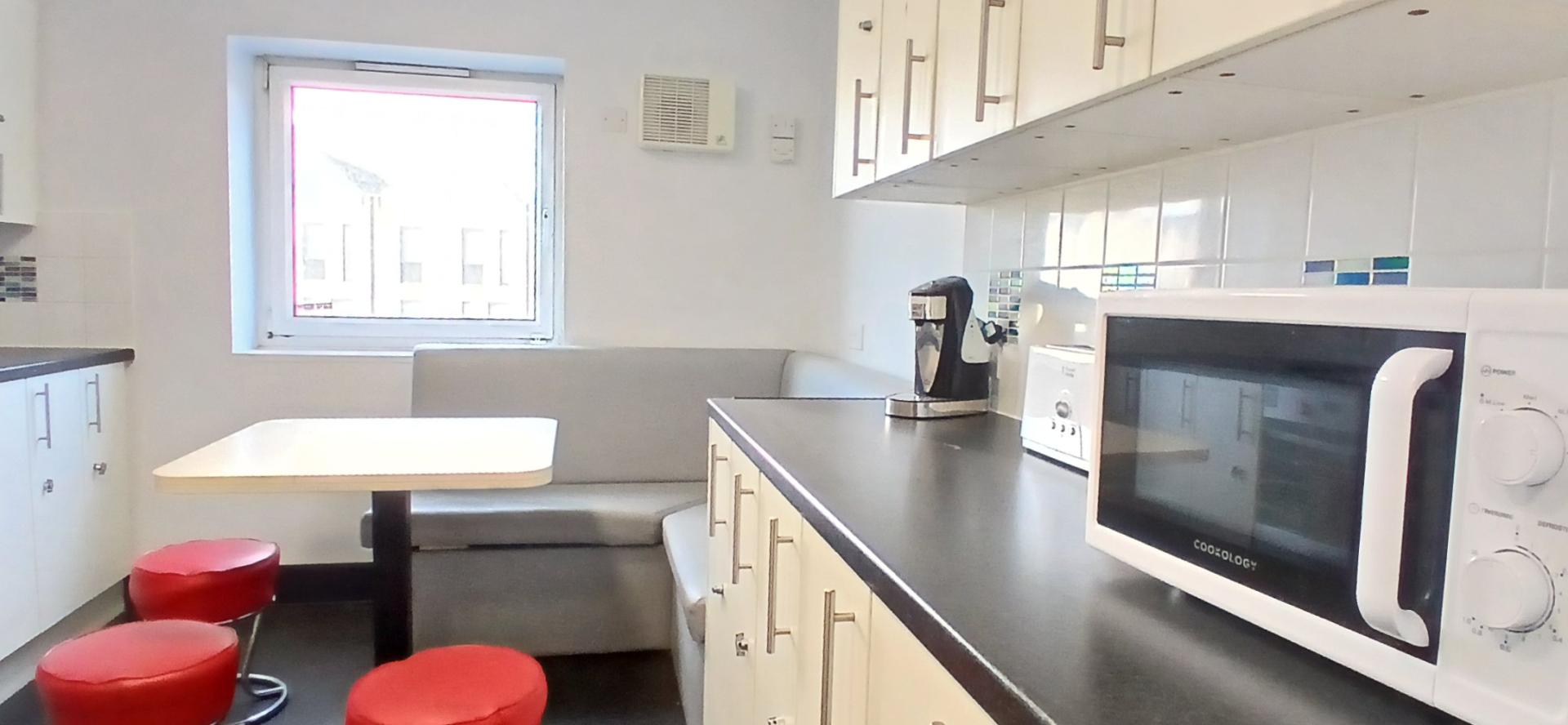  Classic En-Suite  -  Hamwic Hall  - Gallery -  11