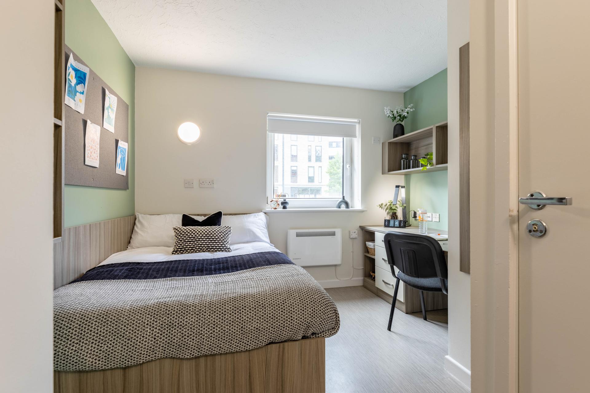  Classic En-Suite  -  Hamwic Hall  - Gallery -  12