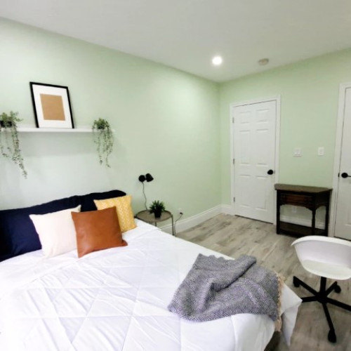 Bluejay Room