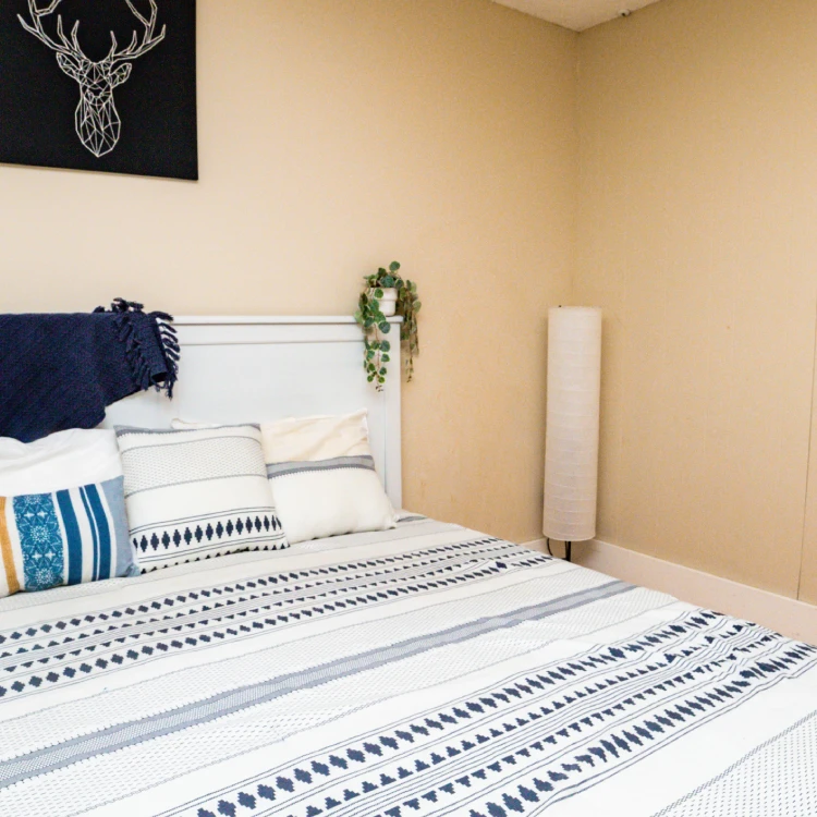 Detroit Room - Detroit Room - Gallery - 4