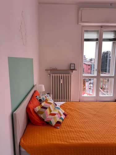 Lovely double bedroom in Valdonega