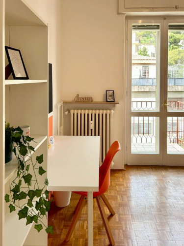 Inviting double bedroom in the Valdonega neighbourhood