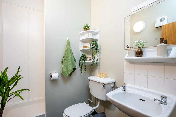  Standard Double Non En-Suite  -  Favell House  - Gallery -  3