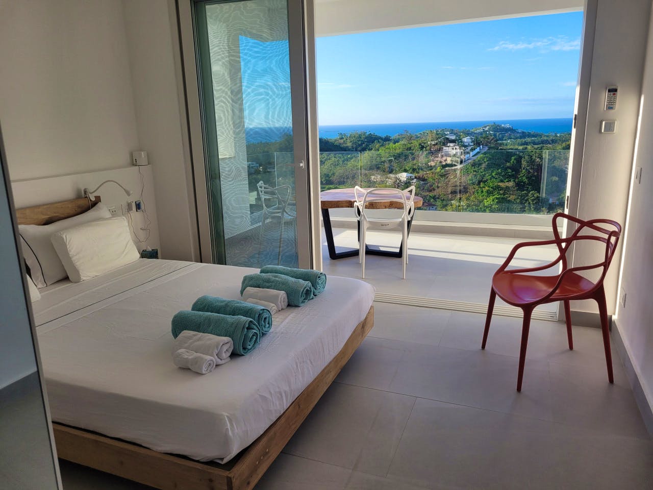  Seaview 2 E  -  Luxury villa w/infinity pools shared garden minutes away from the beach  - Gallery -  1