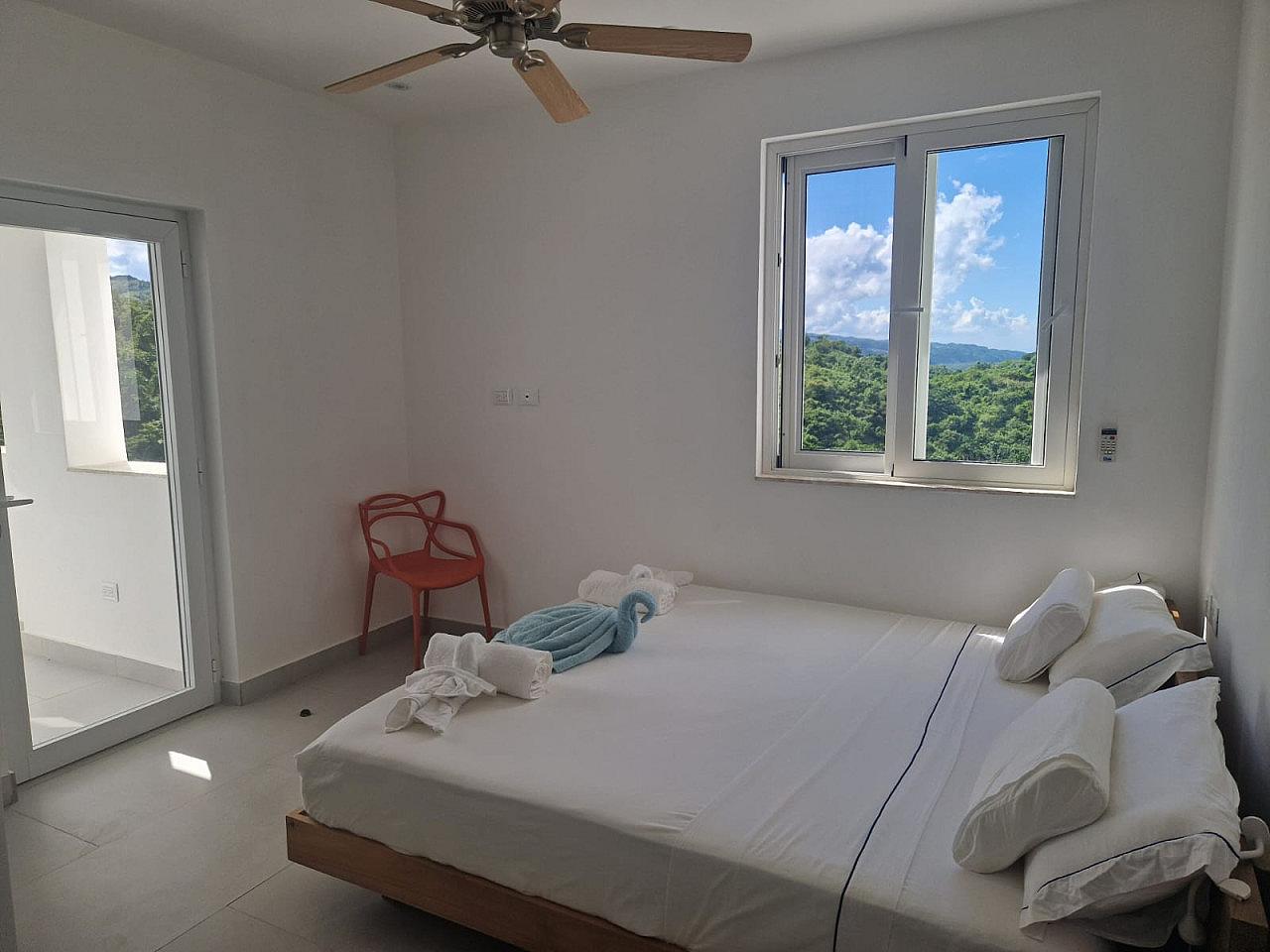 Hill View E  -  Luxury villa w/infinity pools shared garden minutes away from the beach  - Gallery -  32