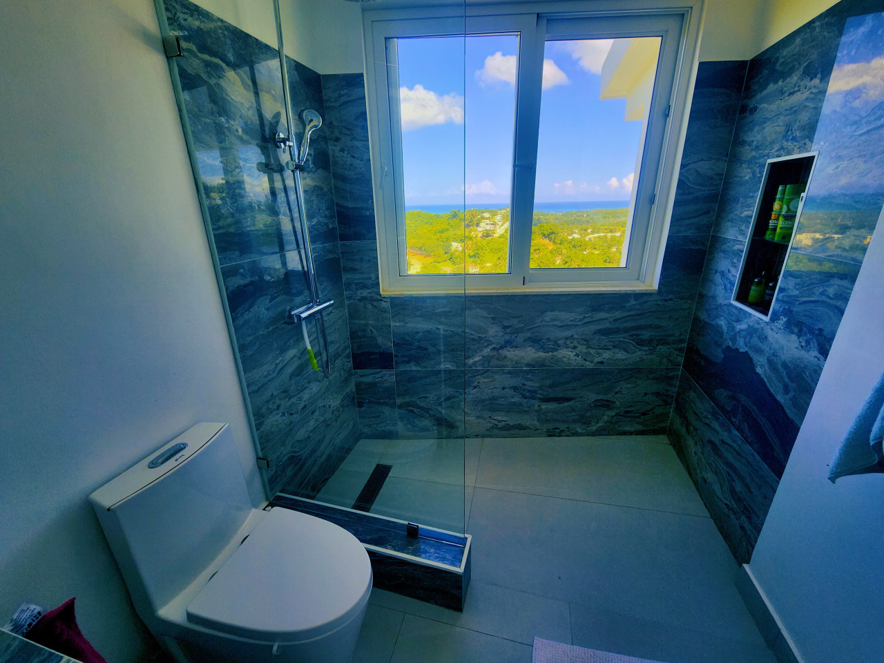  Hill View E  -  Luxury villa w/infinity pools shared garden minutes away from the beach  - Gallery -  26