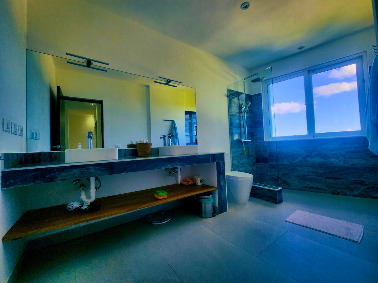  Hill View E  -  Luxury villa w/infinity pools shared garden minutes away from the beach  - Gallery -  4