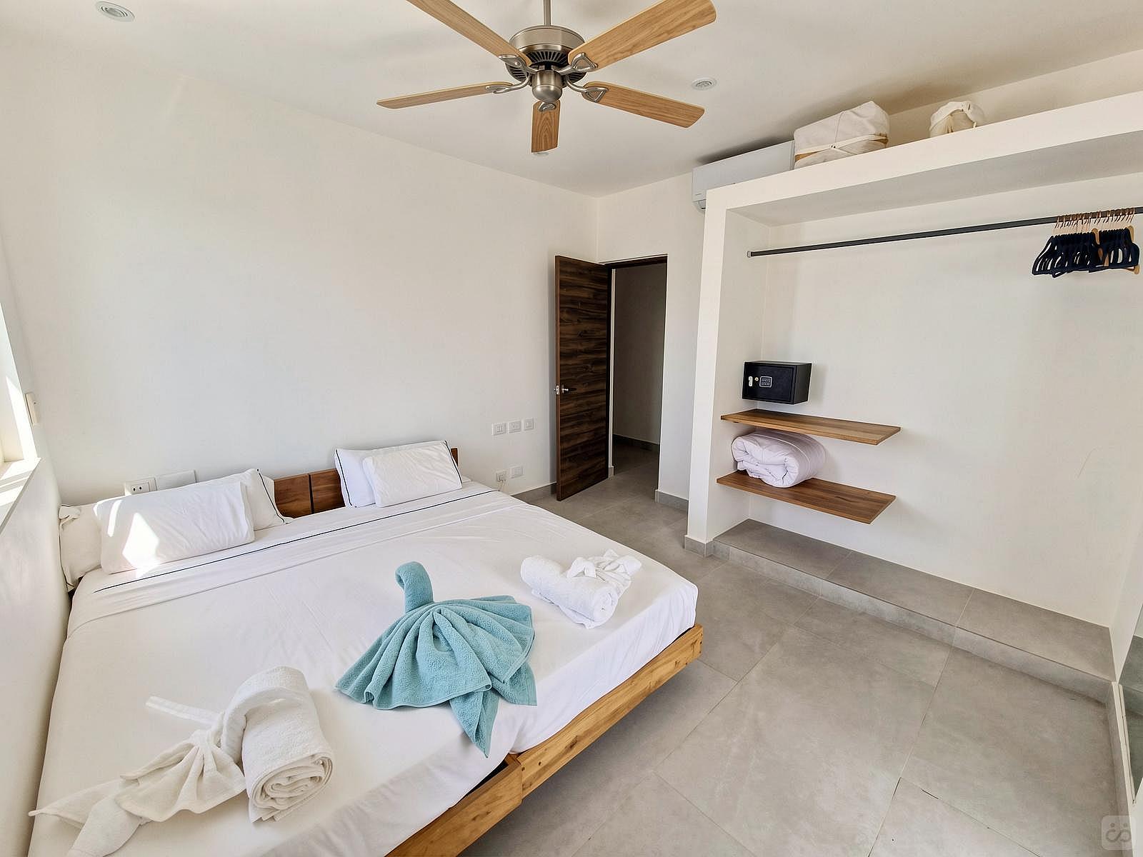  Hill View E  -  Luxury villa w/infinity pools shared garden minutes away from the beach  - Gallery -  72