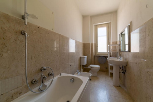 Cool double bedroom close to Campo di Marte station