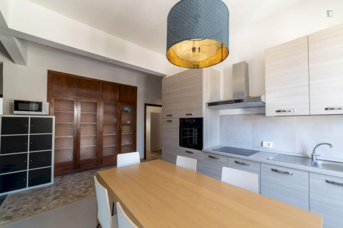 Cool double bedroom close to Campo di Marte station - Gallery - 17