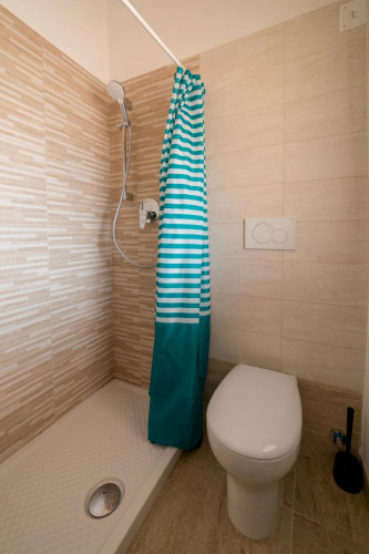 Cosy double bedroom with balcony close to Florence city centre	 - Gallery - 9