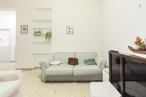 Snug double bedroom close to Università degli Studi di Firenze - Scuola di Giurisprudenza - Gallery - 4