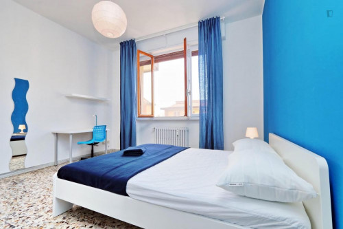 Luminous double bedroom not far from Università degli Studi di Firenze - Scuola di Economia e Management - Gallery - 23