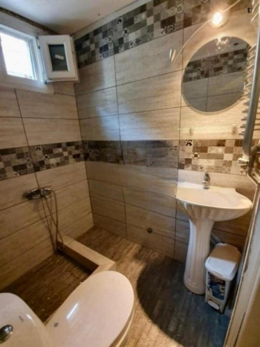 Nice Double Bedroom with balcony, near Atatürk Museum - Gallery - 7