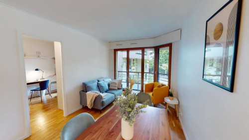 Urban Styled Apt. near Issy-le-Moulineaux