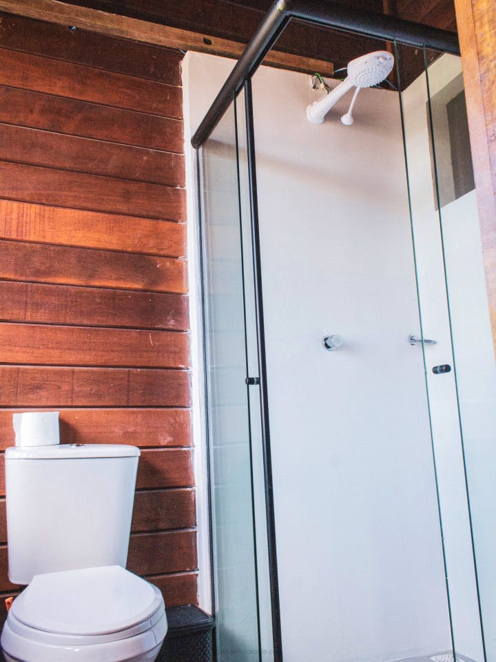  Bed In A 6-Bed Females Only Room  -  Dynamic Coliving & Coworking Community in Charming Lagoa Da Conceição  - Gallery -  10