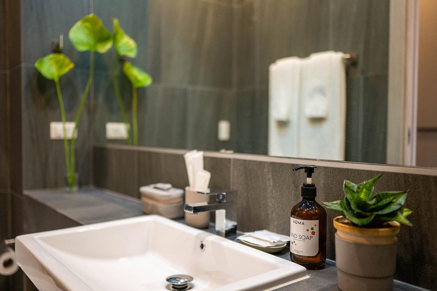  Studio Classic  -  Stunning near Phuket Eco Elephant Park Apartment  - Gallery -  35