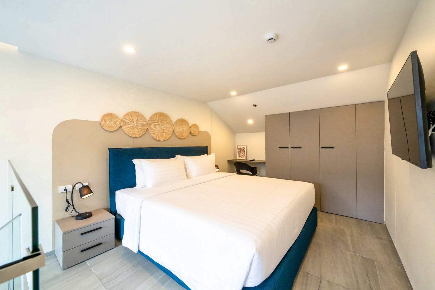  Signature Duplex  -  Stunning near Phuket Eco Elephant Park Apartment  - Gallery -  11
