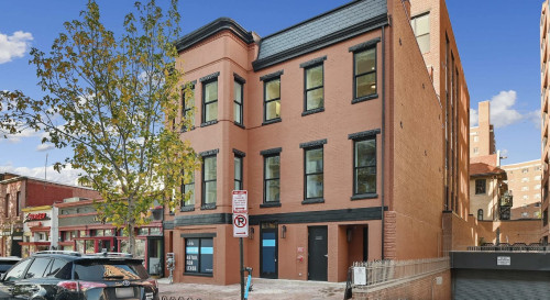 Common Parkway - Dupont