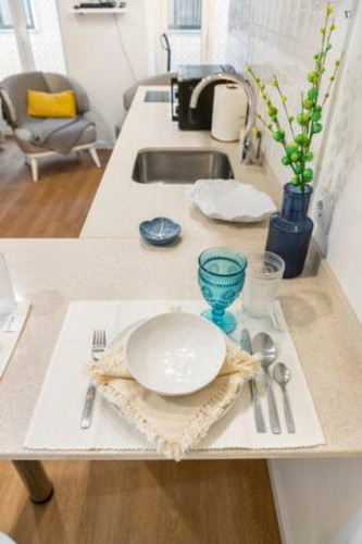 Lovely 1-bedroom flat - Gallery - 13