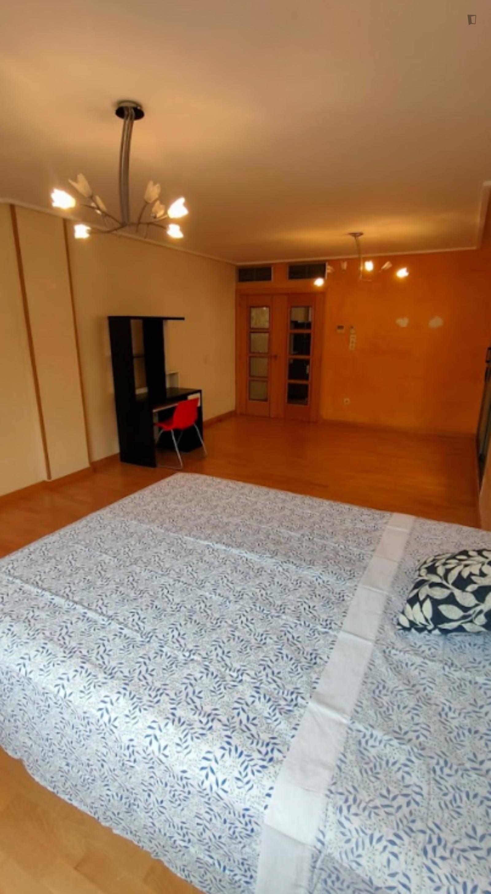  Spacious Double Bedroom In Bairro De Jesús   -  Spacious double bedroom in Bairro de Jesús   - Gallery -  1