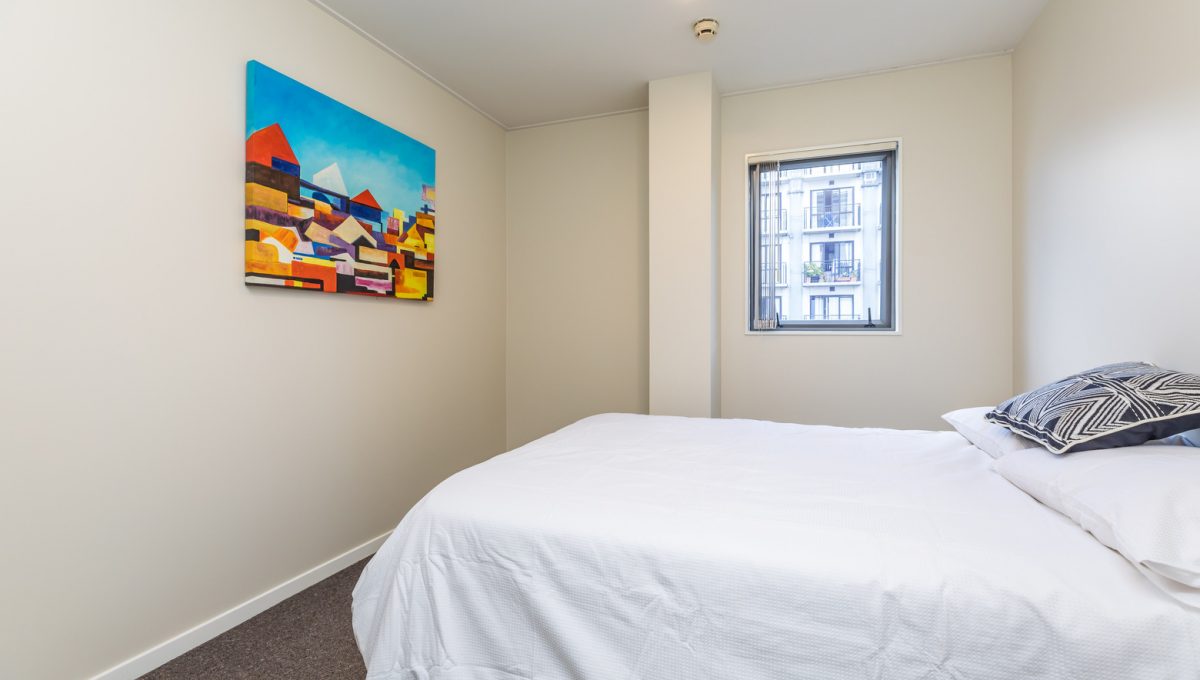  421 Queen Street – 6  -  EK Property  - Gallery -  3